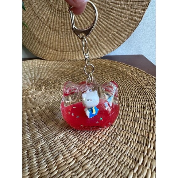 Hello Kitty, snow globe keychain - Picture 1 of 10